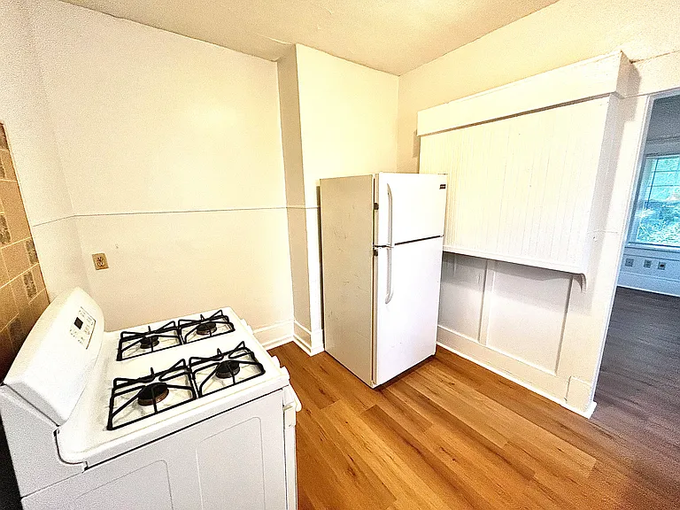 856 S Millwood Ave #1 — Photo 5