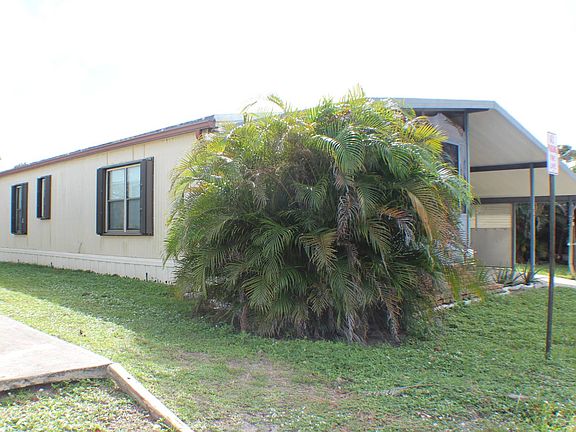 3rd image of 1188 Linda Ln #221