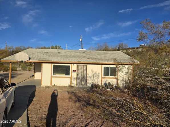 604 WHIPPLE Court, Wickenburg, AZ 85390