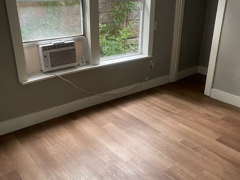 1502 Lagonda Ave #4D — Photo 7