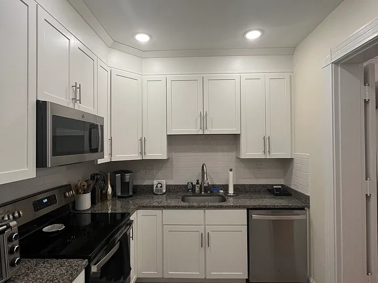 248 Marlborough St #2 — Photo 15