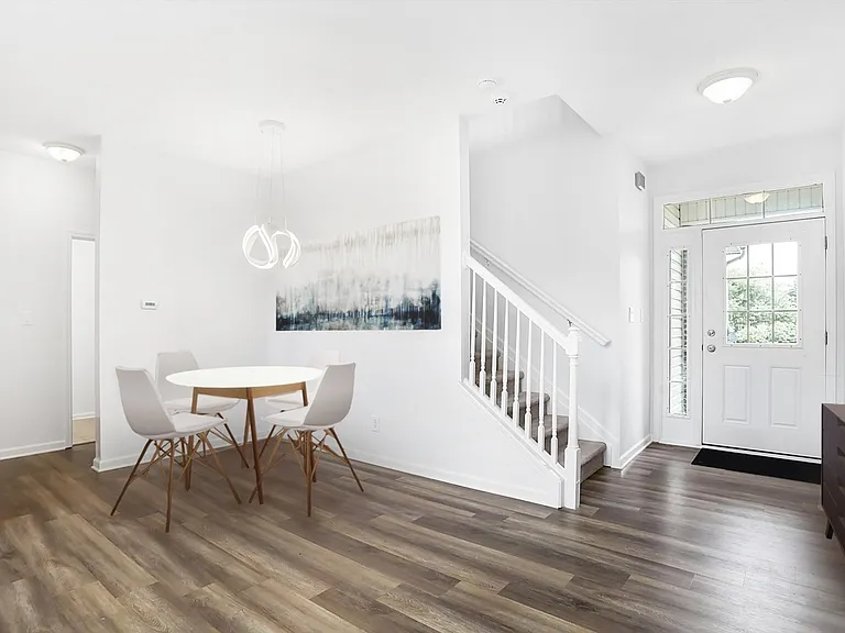 10901 Lemongrass Dr — Photo 5