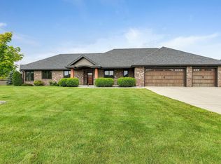 3566 Wildflower Rd S, Saint Cloud, MN 56301