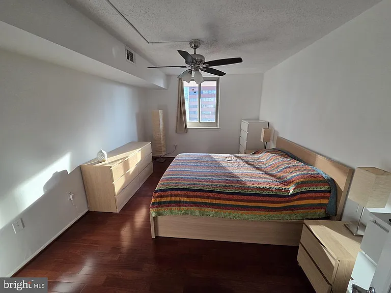 1001 N Vermont St #603 — Photo 9