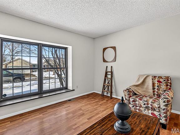 2nd image of 1044 Holly River Dr