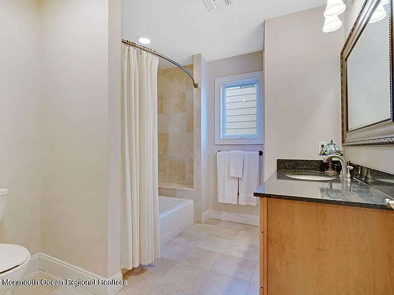 417 15th Ave — Photo 13