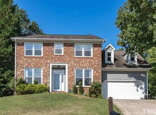 105 Wabash Cir, Cary, NC 27513