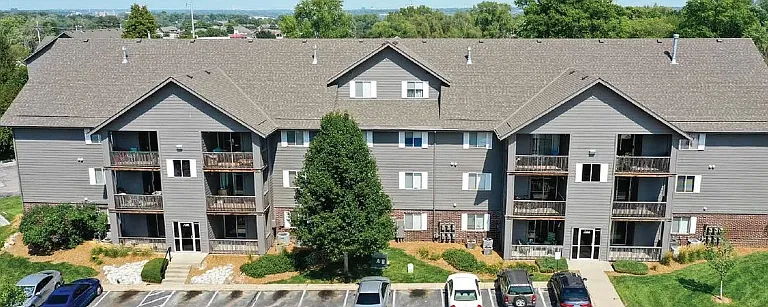 Southfield Apartments — Photo 1
