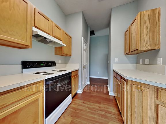 4th image of 11516 Rolling River Blvd