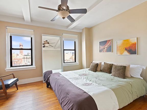 3rd image of 49 W 72nd St APT 16B