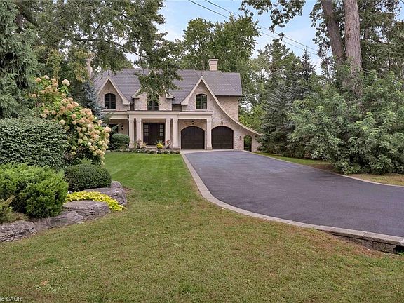 2nd image of 1469 Crescent Rd