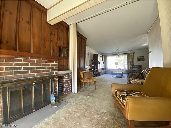 3rd image of 6444 Aylesworth Dr