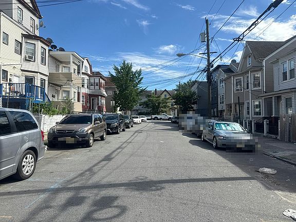 5th image of 79 Mercer St