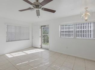 825 Courtington Ln #1, Fort Myers, FL 33919
