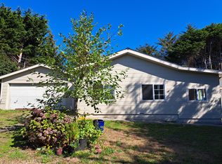 1901 Columbus Ave, McKinleyville, CA 95519