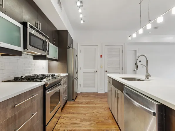 635 6th Street image 1 of 24