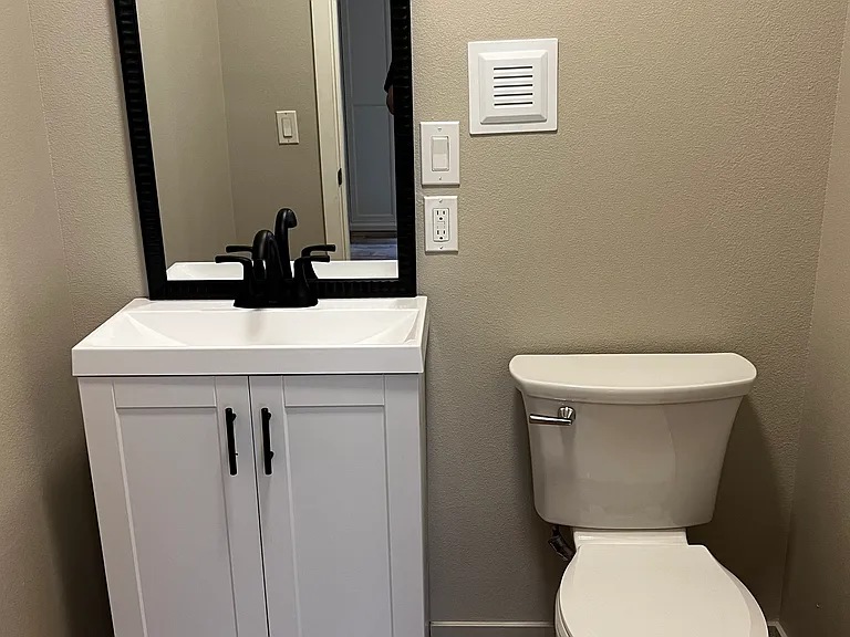 875 N Pershing St #3 — Photo 9