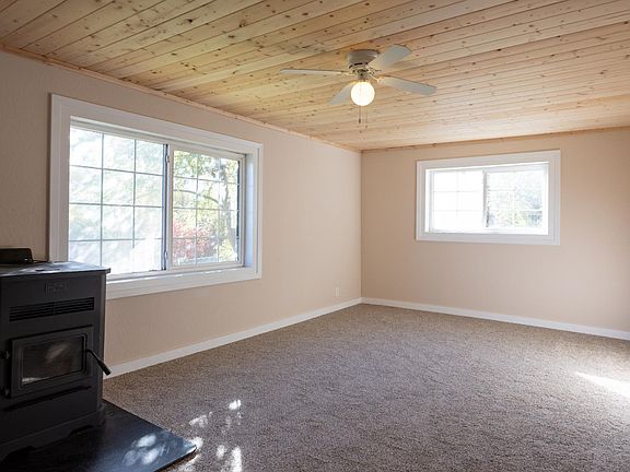 5th image of 216 College Ave
