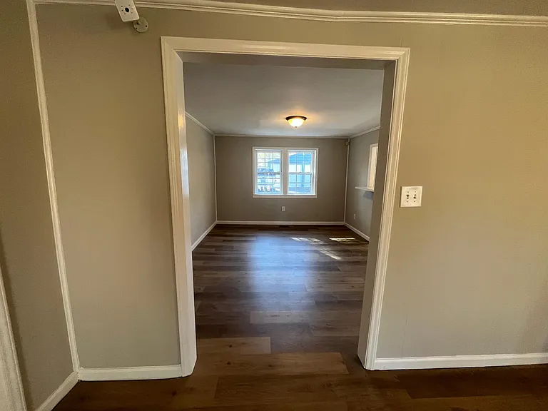 221 Howard Rd — Photo 12