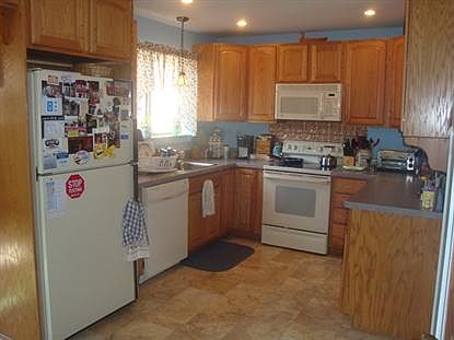 1st image of 27 Shady Ln