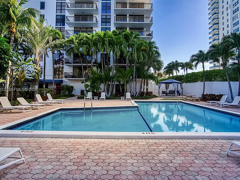 3031 N Ocean Blvd #406 — Photo 46