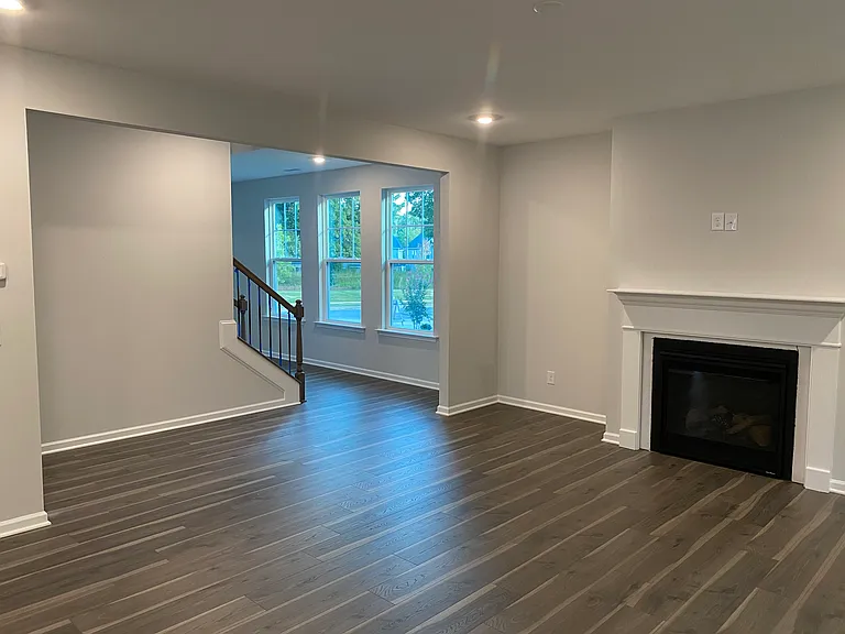 312 Anton Way — Photo 8