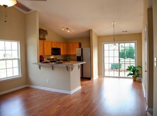 7701 Sullivans Trace Dr, Charlotte, NC 28217
