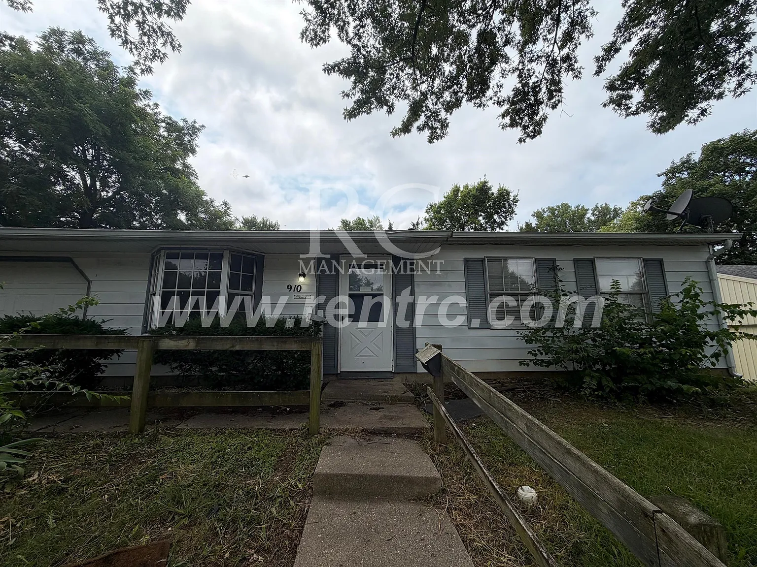 3 bed, 1150 sqft, $1,095 — Photo 1