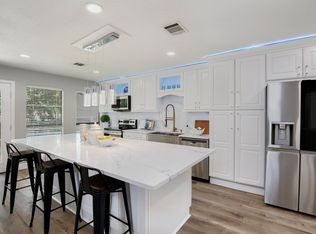 4313 Kenwood Dr, Grapevine, TX 76051