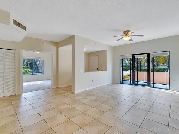 2916 Tuscany Ct APT 109, Palm Beach Gardens, FL 33410