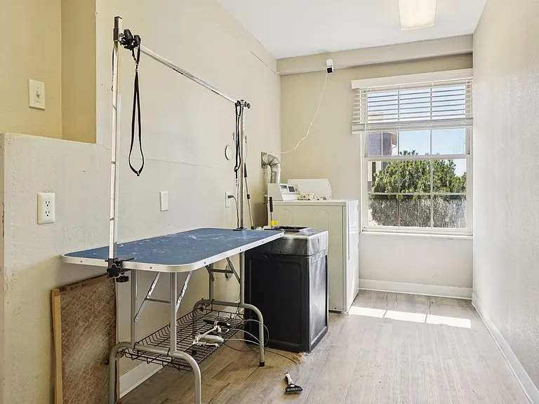 Deer Crest Apartments — Photo 20
