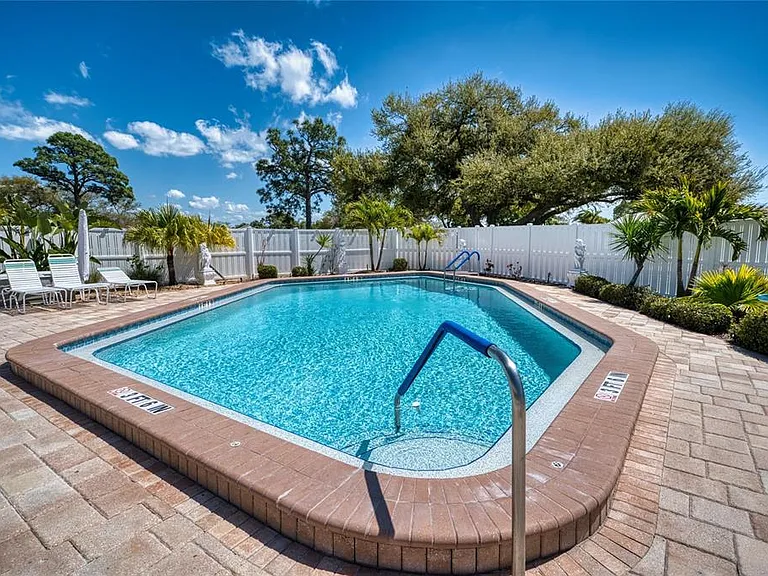 76 Sandstone Cir — Photo 25