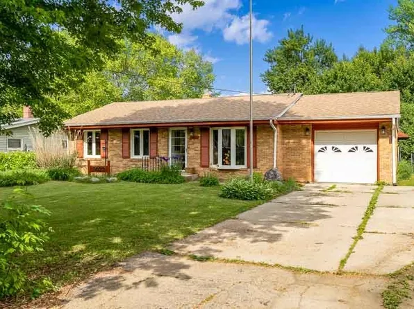 3022 Jean St, Rockford, IL 61102