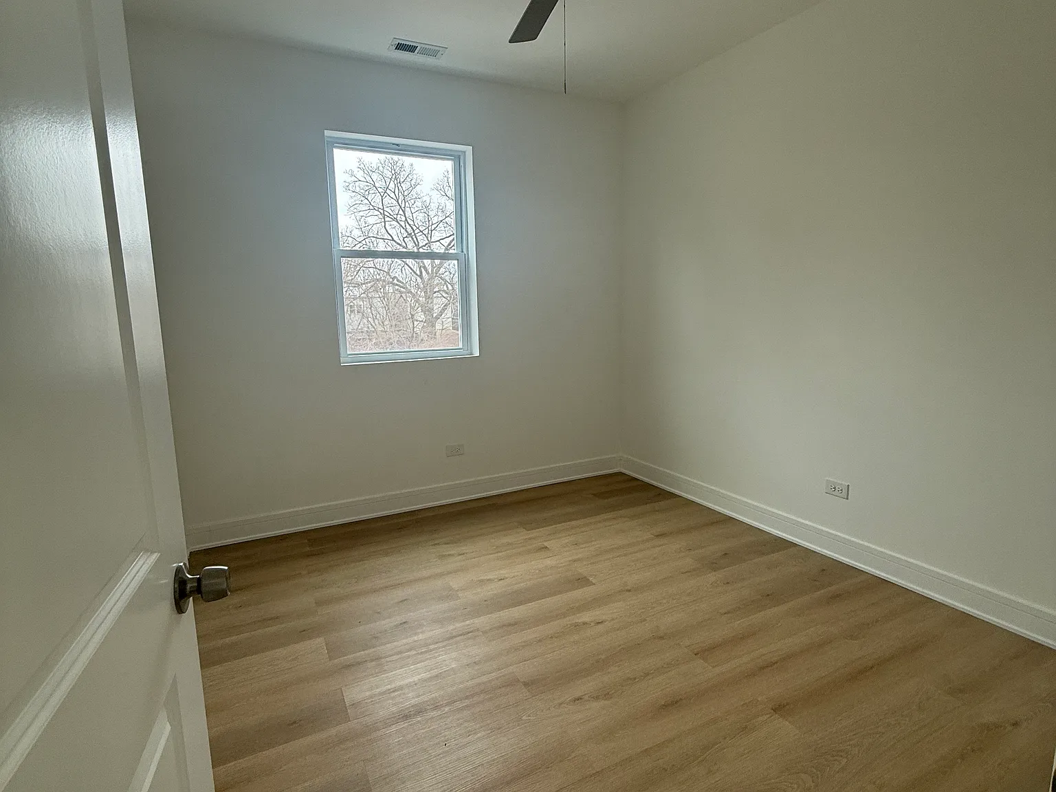 3 bed, $2,250 — Photo 4
