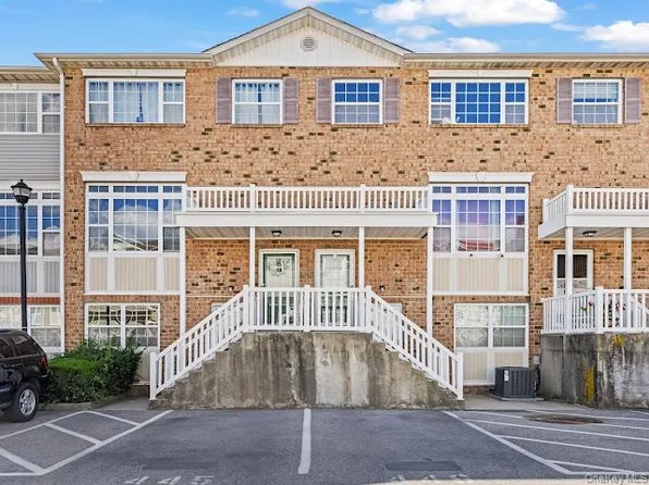 109 Heron Ln Lane #447, Bronx, NY 10473
