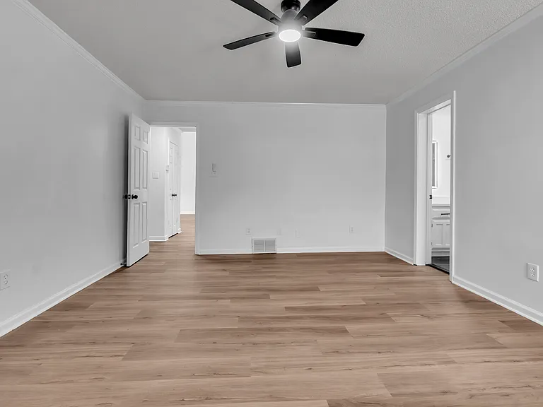 5398 Blue Ridge Pkwy — Photo 15