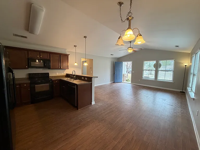 133 Sebring Ln — Photo 30