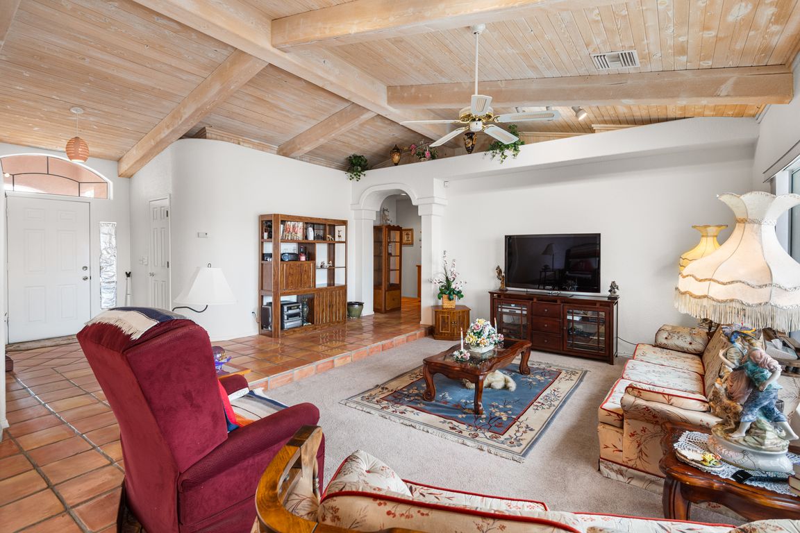 next background image