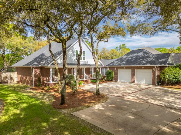 304 Lafitte Cres, Fort Walton Beach, FL 32547