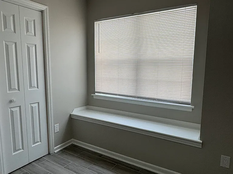 7801 Renaissance Ct — Photo 22