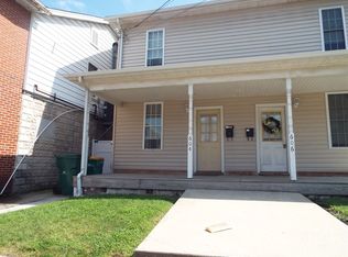 604 Old W Chocolate Ave, Hershey, PA 17033