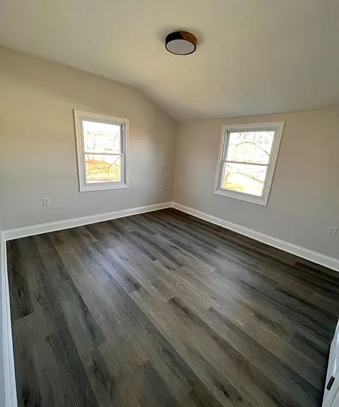 1209 Greystone Rd — Photo 15