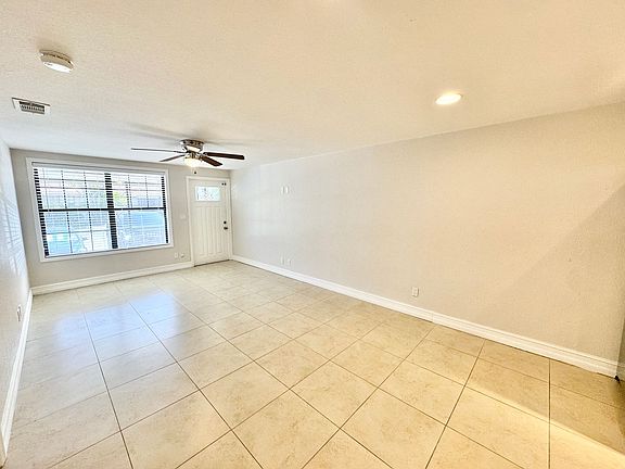 5th image of 5389 Treetops Dr