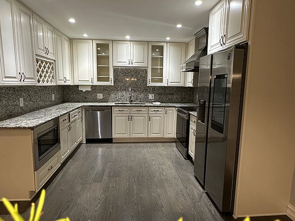 4th image of 38515 Capetown Ct