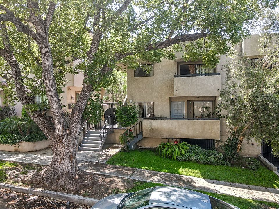 1st image of 564 E San Jose Ave