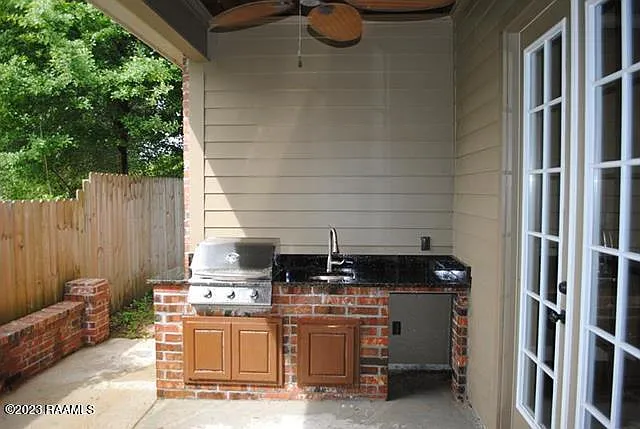 106 Clearwater Dr — Photo 9