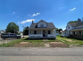 116 S Oak St, West Lafayette, OH
