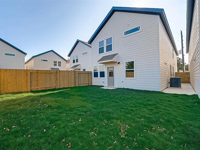 3510 Contempo Dr — Photo 26