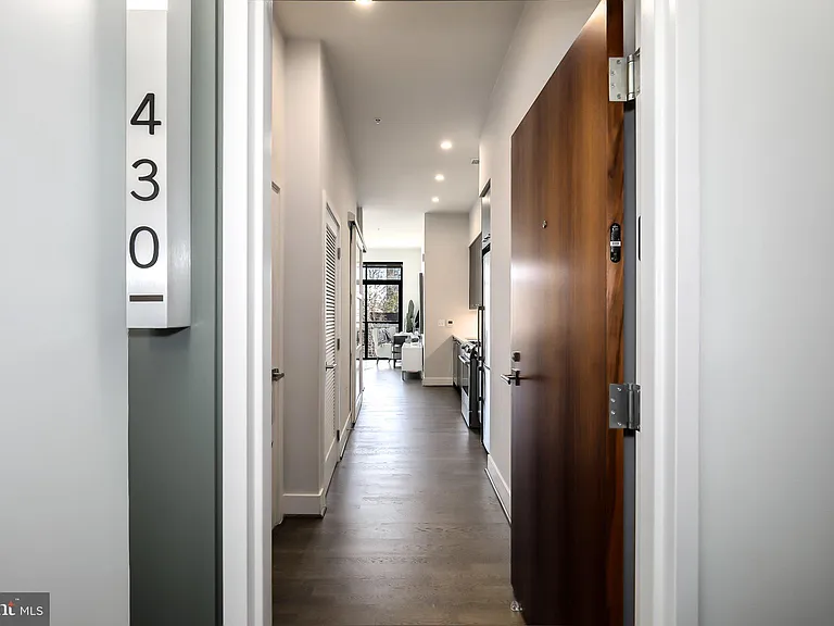 525 Water St SW #430 — Photo 3