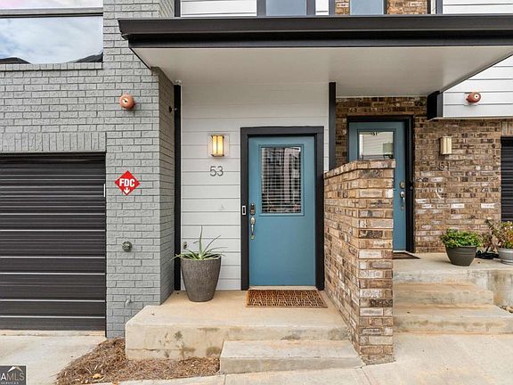 2nd image of 53 Moda Ln